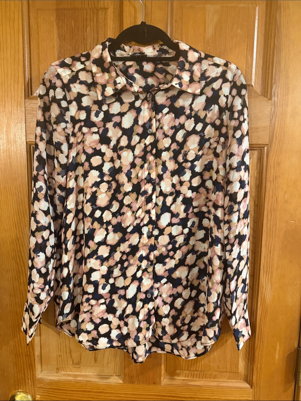 Rose & Olive women’s button down long sleeve blouse .